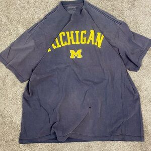Y2k faded u of m‎ tshirt